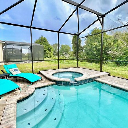 Stunning Rare Lake Front 7Br Holiday Home - Sleeps 14 - Pool, Hot Tub, & Games! Orlando Bagian luar foto