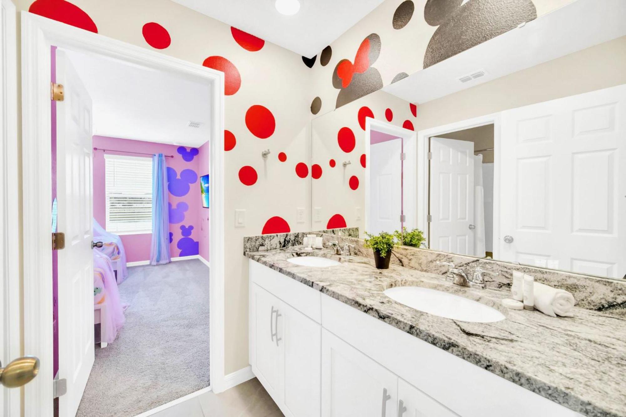 Stunning Rare Lake Front 7Br Holiday Home - Sleeps 14 - Pool, Hot Tub, & Games! Orlando Bagian luar foto