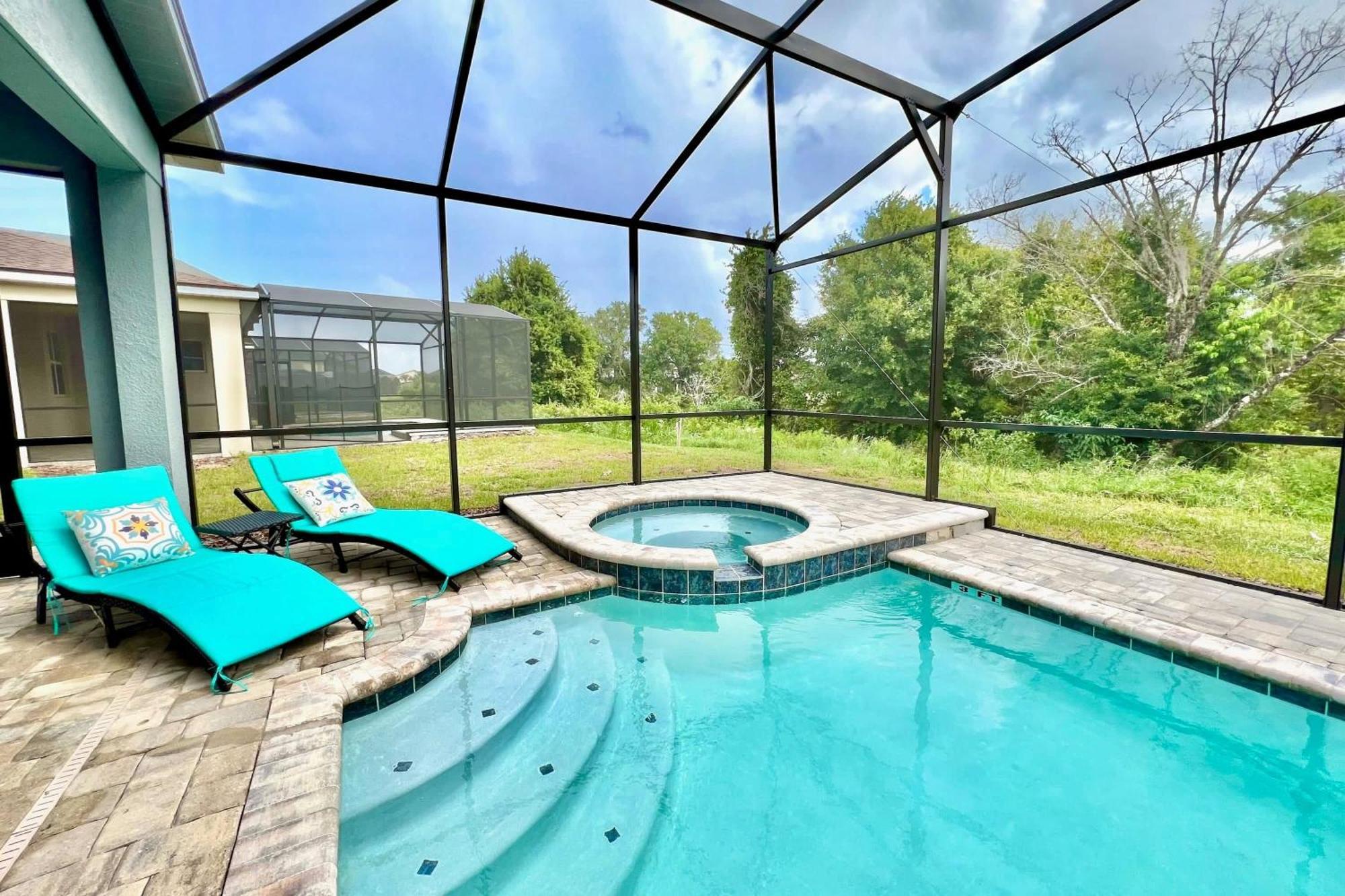 Stunning Rare Lake Front 7Br Holiday Home - Sleeps 14 - Pool, Hot Tub, & Games! Orlando Bagian luar foto