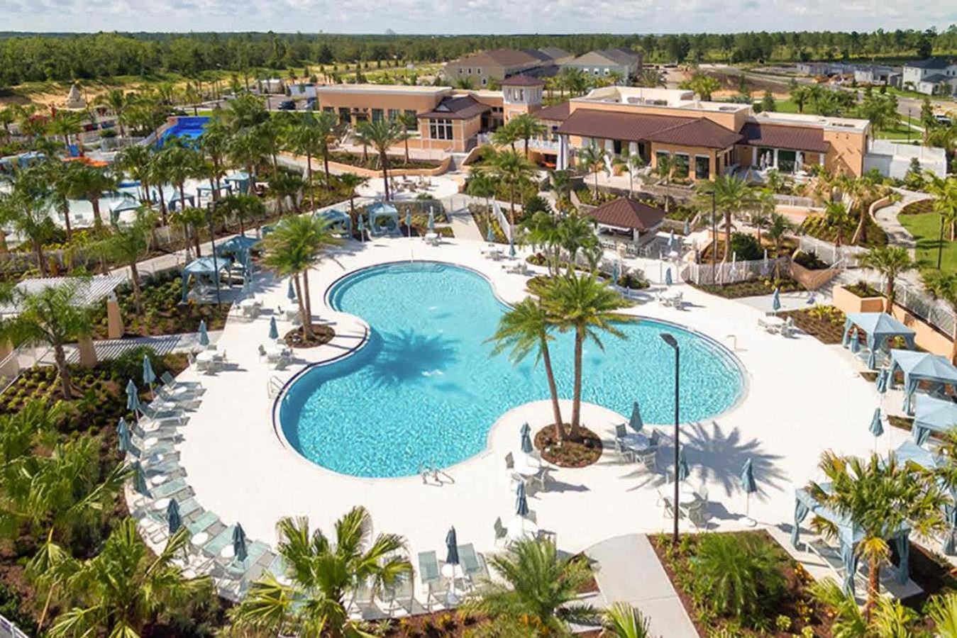 Stunning Rare Lake Front 7Br Holiday Home - Sleeps 14 - Pool, Hot Tub, & Games! Orlando Bagian luar foto