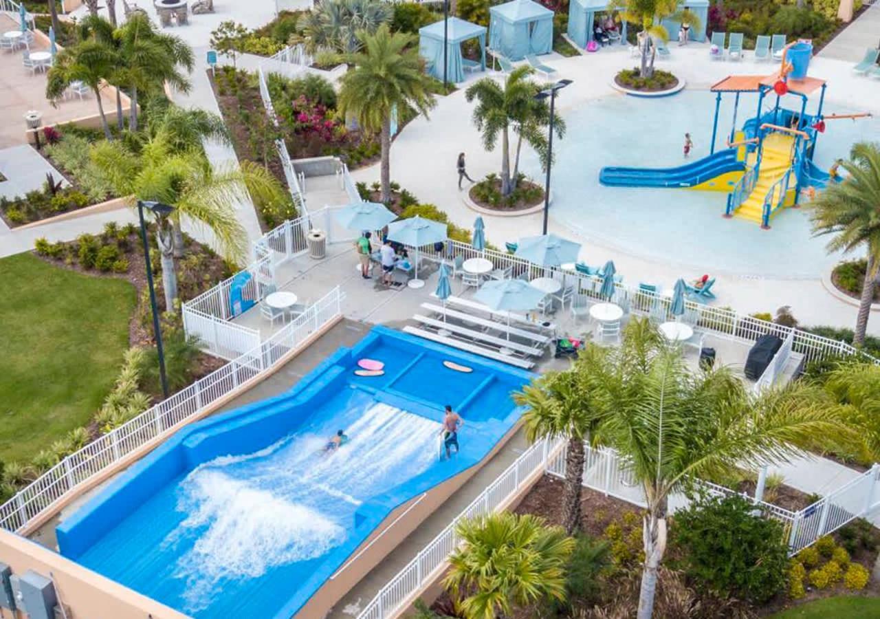 Stunning Rare Lake Front 7Br Holiday Home - Sleeps 14 - Pool, Hot Tub, & Games! Orlando Bagian luar foto