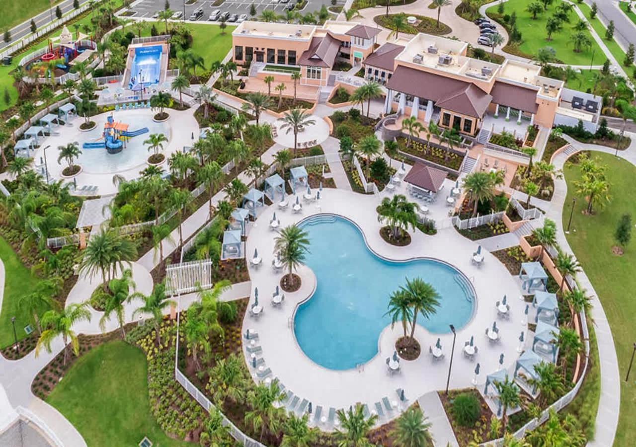 Stunning Rare Lake Front 7Br Holiday Home - Sleeps 14 - Pool, Hot Tub, & Games! Orlando Bagian luar foto