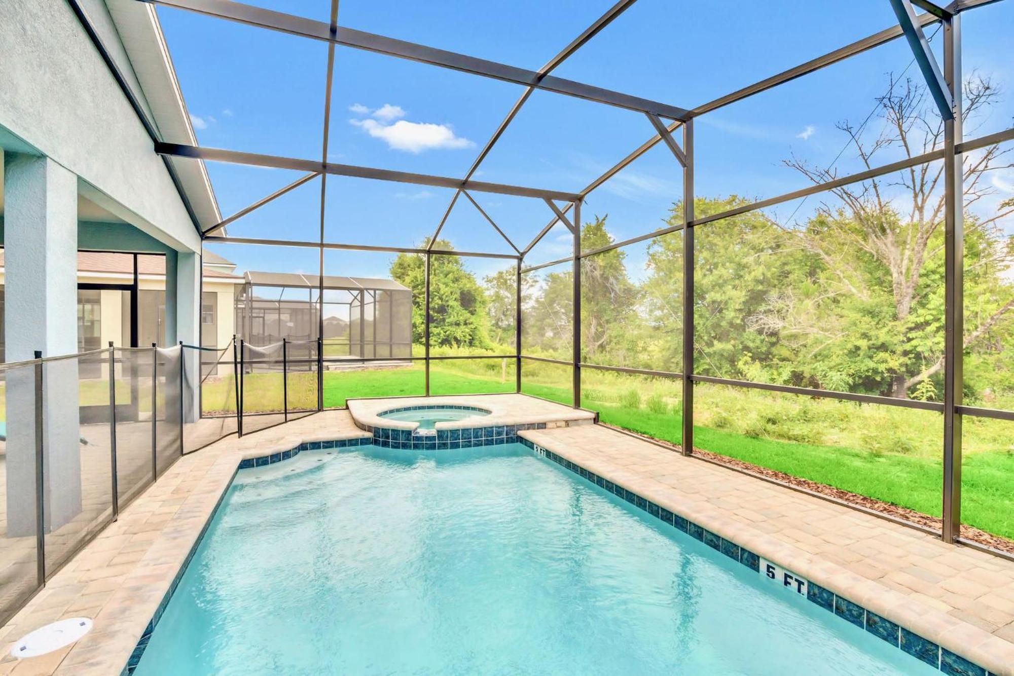 Stunning Rare Lake Front 7Br Holiday Home - Sleeps 14 - Pool, Hot Tub, & Games! Orlando Bagian luar foto